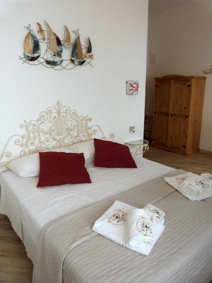 Clelia'S Boutique Rooms & Suites ラ・マッダレーナ エクステリア 写真