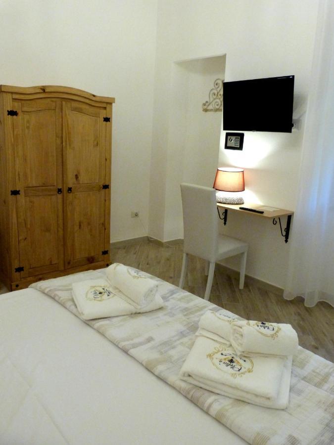 Clelia'S Boutique Rooms & Suites ラ・マッダレーナ エクステリア 写真